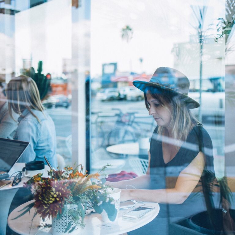 The Role of Data Analytics in Optimizing Retail Operations